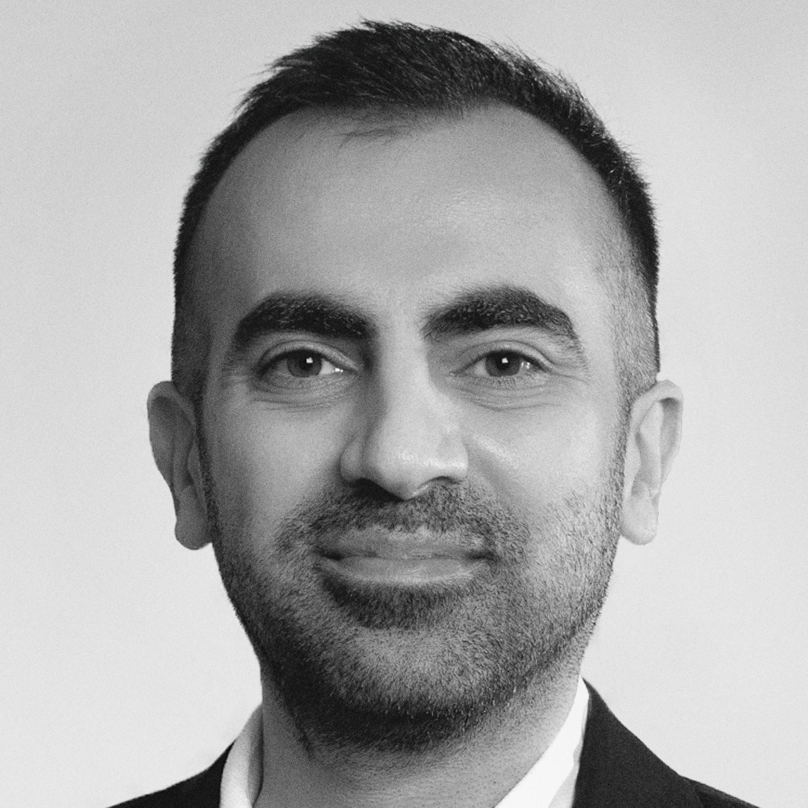 Dr Iman Zolanvari